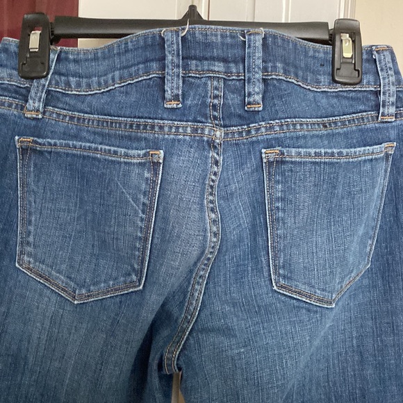Banana Republic Urban Boot Cut, Size 4 - Picture 9 of 9